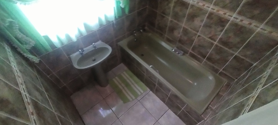 3 Bedroom Property for Sale in Mandela View Free State